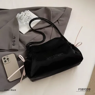 Zara Soft Carry Women’s Shoulder Bag